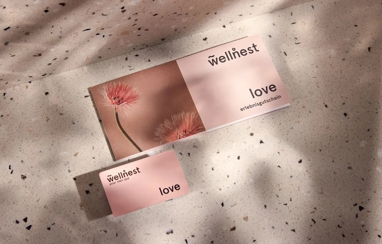love_01_1x.webp